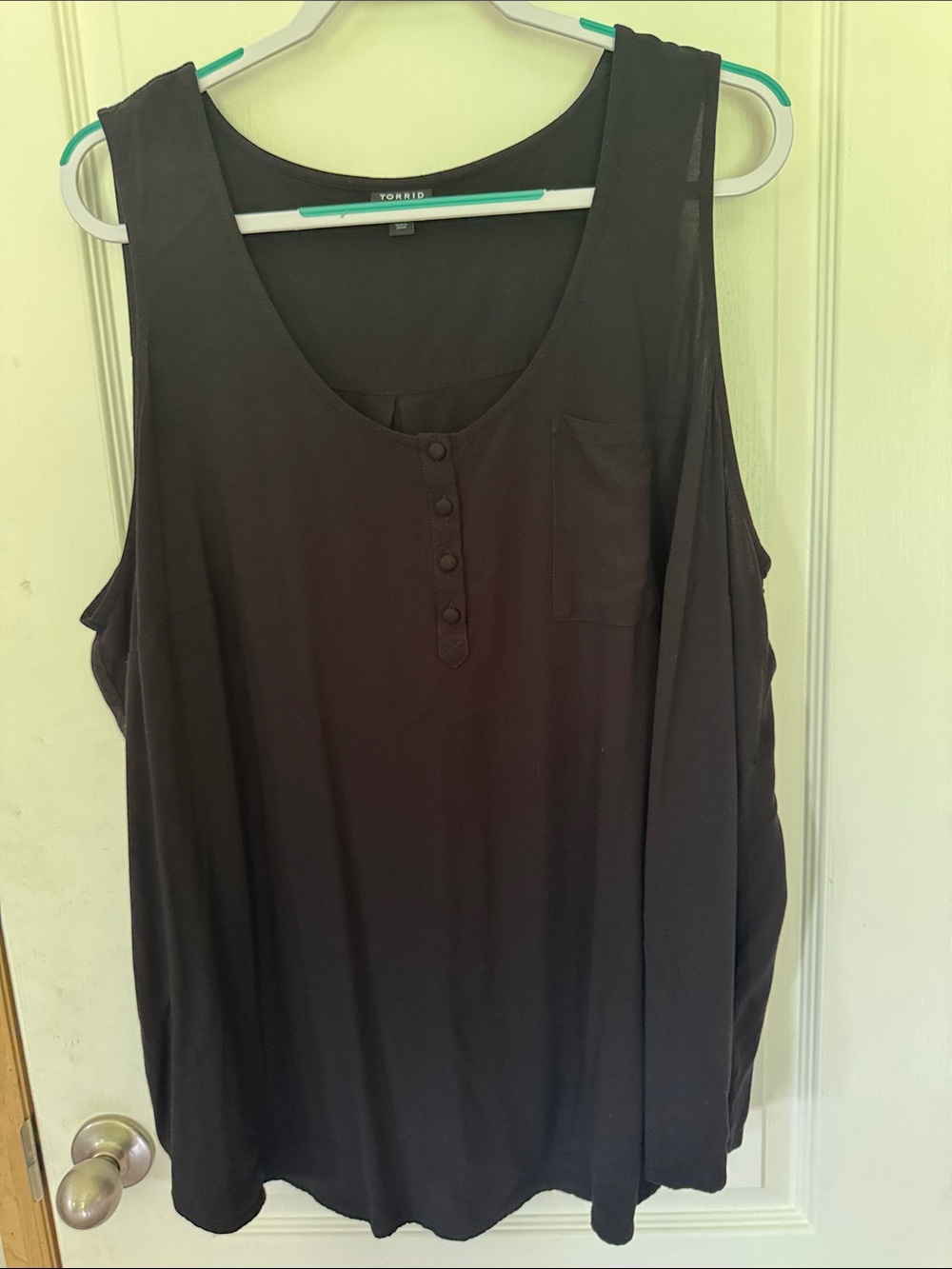 torrid Black Button-Front Scoop Neck Tank